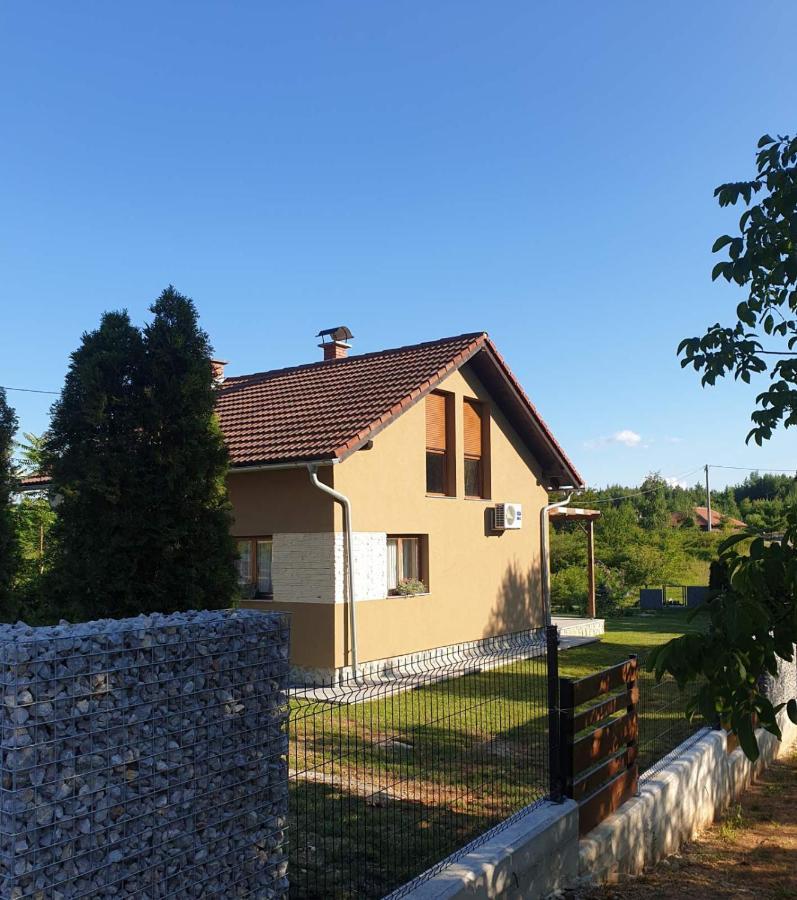 Villa Donna à Grabovac  Extérieur photo