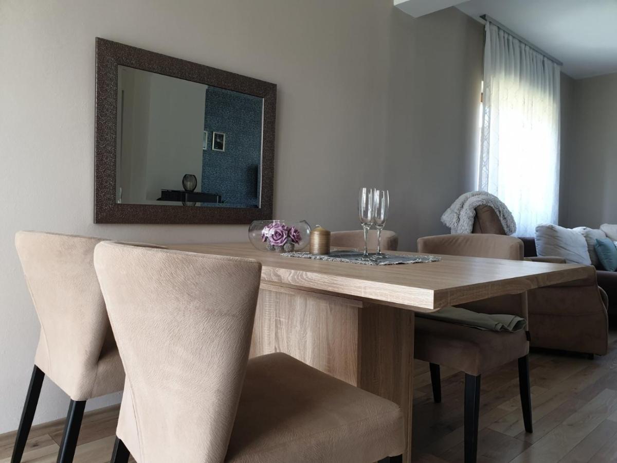 Villa Donna à Grabovac  Extérieur photo